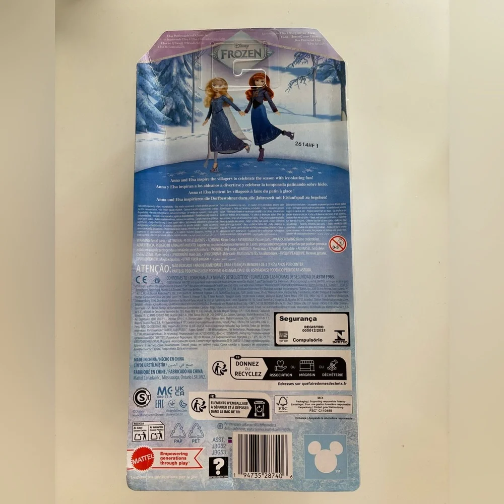 Mattel Disney NWT Frozen Ice Skating Elsa